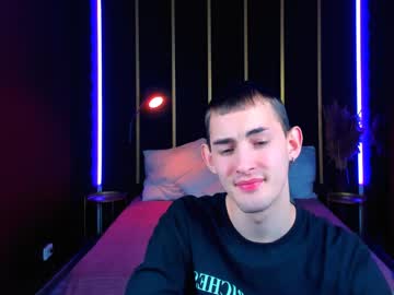Lucas_moran, 20 years old, GOAL: CUM HUGELY [248 tokens remaining] Welcome to my room! #18 #new #bigcock #cum #young #muscle, webcam photo
