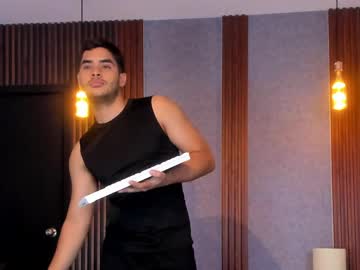 luciano_vitale_ - Live Male Cam – Free Gay Cam Show