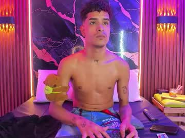 Lucky_boys_x, 22 years old, ✨ Lucky Guys Back  ✨ #cockhard #cum #twink #18, webcam photo