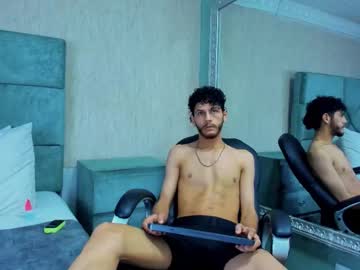 luckysamer - Live Male Cam – Free Gay Cam Show