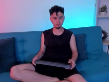 Lyon_069, 21 years old, Hello guys! im new come here and enjoy wih me! #new , #young  , #hairy , #uncut , #twink, webcam photo