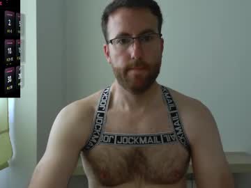 machohiberiko – Watch Him Jerk, Strip, & Show It All