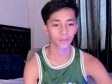 Manofyour_lustxx, MAKE ME CUM HERE!!! #asian #slim #18 #cuckold #lovense #, webcam photo
