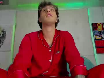 Manuelr77, 22 years old, GOAL: MASTURBATE FOR 3 MINUTES [285 tokens remaining] Welcome to my room! im horny boy looking for some fun! #new #18 #bigcock #young #latino, webcam photo