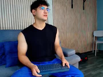 mark_evans1_ - Live Male Cam – Free Gay Cam Show