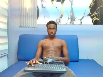 Mark_parkerr, 18 years old, ALL NAKED🍆😉 / #bigcock #new #18 #cum #ebony [83 tokens remaining], webcam photo
