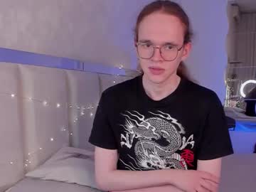 Markglover, 18 years old, Welcome to my room! - Goal: 😈Remove the shirt😈 #new #twink #18 #teen #bigcock, webcam photo