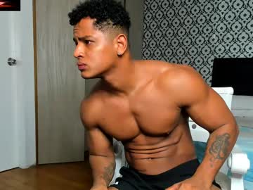 Markustheroy, Lass mich vor Freude vibrieren!!! #18  #smoke #muscle  #lovense  #latino #bigcokc #cum, webcam photo
