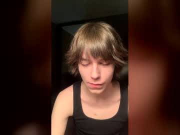 Masonsilver_, 19 years old, Hi again, I'm new here. My name is Dan.I'd like to try something new today, maybe ahegao? #new #bigdick #man #skinny #18 [84 tokens remaining], webcam photo