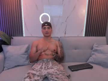 massimo_ross - Live Male Cam – Free Gay Cam Show