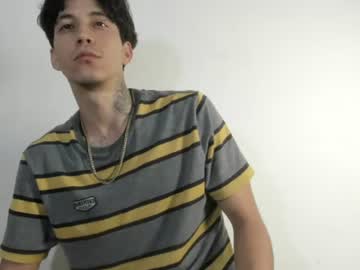 Master_lian_, 25 years old, kiss my big dick [52 tokens left] hey do you like what you see? come let's have some fun... #bigcock #cum #muscle #new  #master, webcam photo