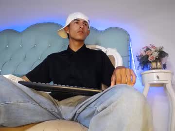 Matheo_chevalier, 18 years old, GOAL: cum show 500 [994 tokens remaining] Welcome to my room! #cum #bigcock #young #twink #18, webcam photo