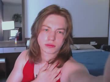 Max_yang, Goal: Spanking a naked ass #18 #hairy #twink #bigdick #kinky - Next Goal: Show hole, webcam photo