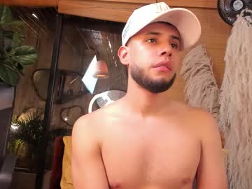 Maxcole_07, bounce my cock  #18 #cute #lovense #anal #skinny [115 tokens remaining], webcam photo