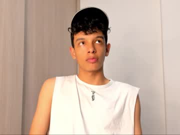 Maxfrost1, 20 years old, GOAL: Sexy Dance [111 tokens remaining] Welcome to my room! #18 #bigcock #cum #fit #new, webcam photo