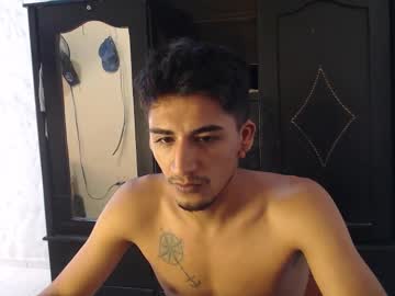 maxi_dick33 - Live Male Cam – Free Gay Cam Show