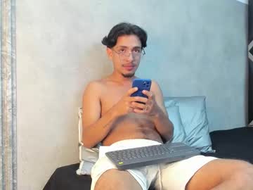 Maximiliano_jam, Hey im new here come and enjoy with me #new #bigcock #lovense #18 #cum, webcam photo