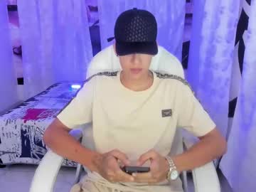 Maxthomson_boy, 18 years old, CrazyGoal: I feel so sexy today for you ♥ // @GOAL: CUM SHOW !! // #bigcock #18 #latino #feet #young // PVT Open // New Media On Sale //, webcam photo