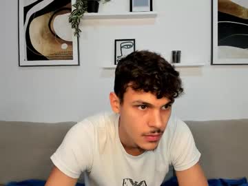 Maxx_vell, Welcome to my room! - Goal: Cumshow [700 tokens left] #bigcock #cum #feet #uncut #new, webcam photo