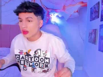 Maxyocconell, 19 years old, love my CUM 💗 [300 tokens remaining] #bigcumshot   #boys  #latino  #new  #bigcock, webcam photo