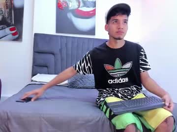 Michael__ross, Get Naked [14 tokens left] #bigcock #cum #new #latino #young, webcam photo