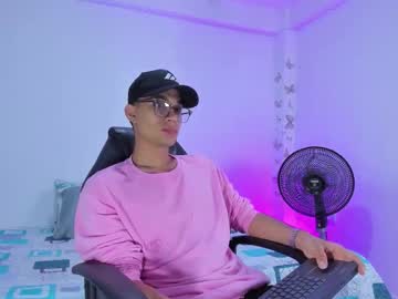michael_jordan_xxx - Live Male Cam – Free Gay Cam Show