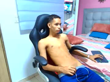 Michaell_bellk_, GOAL: Sexy Dance [28 tokens remaining] Welcome to my room! #feet #blonde #redhead #lovense #new, webcam photo