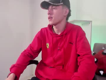 Mikebenefleck_1, 20 years old, Make me cum in public  #twink #bigcock #18 #monstercock #cum  [0 tokens remaining], webcam photo