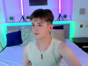 Miless_cooper, 18 years old, GOAL: hard cock [127 tokens remaining] Hello, im Miles. Nice to meet you. Lets chat❤️‍🔥 #new #18 #young #uncut #twink, webcam photo