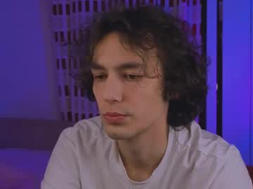 mitchelkors - Live Male Cam – Free Gay Cam Show