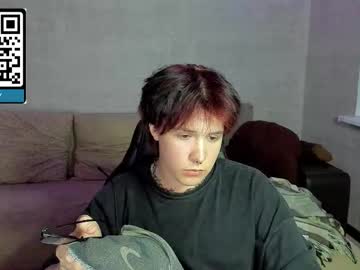 miya_chinen - Live Male Cam – Free Gay Cam Show
