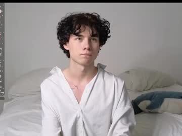 moon_gloww - Live Male Cam – Free Gay Cam Show