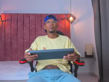 Morgan_flix, #tanned #bigcock #latino #new #athletic, webcam photo