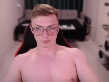 Mr_ironchap, 23 years old, CUM NOW! #hairy #bigcock #young #new [1000 tokens remaining], webcam photo