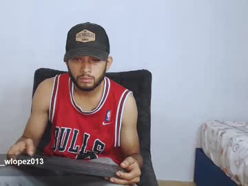 mr_wlopez013 - Live Male Cam – Free Gay Cam Show