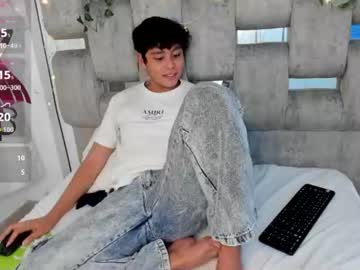Nathanbell_, 19 years old, Hi, I'm #new, 19 years, wanna play with my boddy, used me! 😈💋❤️ - Goal: ⭐️Show feet⭐️ [29 tokens left] #feet #gay #anal #latino, webcam photo