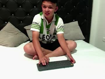 nathanbrookss - Live Male Cam – Free Gay Cam Show