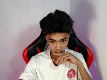 Neil_asian69, im new here please be good to me! #asian #18 #young #bigcock #petite  [994 tokens remaining], webcam photo