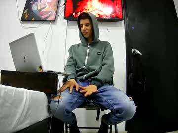 Newlatino1, 24 years old, CUM SHOW 300 #new #18 #latino #anal #feet, webcam photo