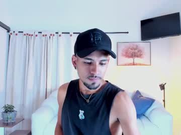 Neyder_sanz, 26 years old, GOAL: Sexy Dance [15 tokens remaining] Welcome to my room! #feet #latino #anal #bigcock #new, webcam photo