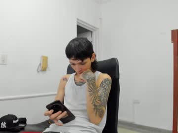 nick_straightboy - Live Male Cam – Free Gay Cam Show