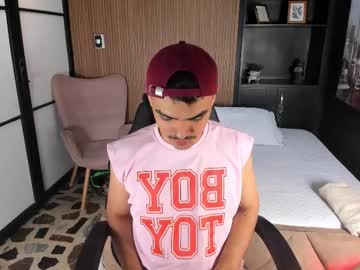 nicokingg_ - Live Male Cam – Free Gay Cam Show