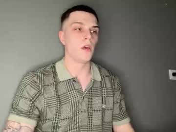 Nightlord_x, 20 years old, Goal: Make me hard #new #fit #20 #muscle #master - Next Goal: Turn off T-shirt, webcam photo