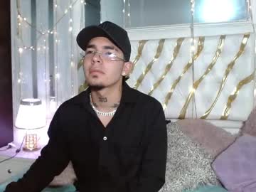 Noa_clark, kissme noa ❣️see my tip menu❣️loveme 111❣️more pvt #muscule #bigass #new #lovense #anal [10 tokens remaining], webcam photo