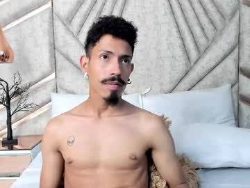 noaahtylor - Live Male Cam – Free Gay Cam Show