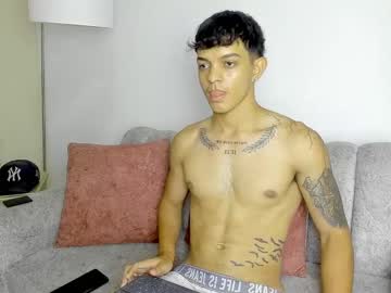 noah_cole_ – Watch Him Jerk, Strip, & Show It All