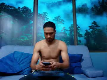 Noah_rios, 🔥 First Day! Come make me smile 😏💪 - Goal: CUMSHOW 🍆💦 [409 tokens left] #new #bigcock #shaved #fit #black, webcam photo