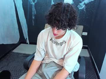 Noah_sokolov, SHOW CUM NOW😍😏😛 #latino #young #straight  #new #twink [574 tokens remaining], webcam photo
