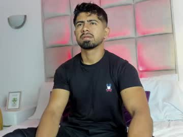 noahbrooks1 - Live Male Cam – Free Gay Cam Show