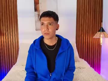 Noahh_saenz, 18 years old, A big cock just for your ass //  #bigcock #new #18 #teen #young - Multi Goal: Masturbation hard 🍆💦 [111tk each Goal], webcam photo